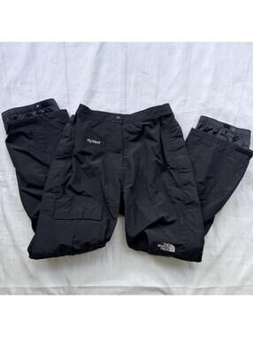 The North Face HyVent Ski Pants Women’s Medium Black Waterproof Snow Pants